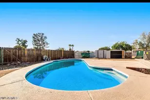 1562 S Desert View Pl, Apache Junction, AZ 85120 - Photo 9