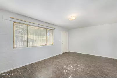 2226 W Heatherbrae Drive #Apt 2, Phoenix, AZ 85015 - Photo 5