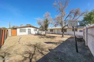 2226 W Heatherbrae Dr, Phoenix, AZ 85015 - Photo 3