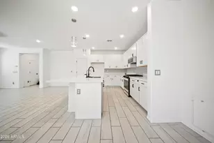 8853 W Fleetwood Ln, Glendale, AZ 85305 - Photo 9