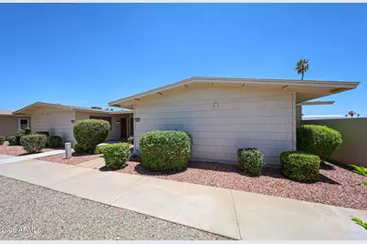 10837 W Santa Fe Drive, Sun City, AZ 85351 - Photo 7