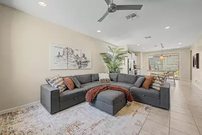 4611 W Greenleaf Drive, San Tan Valley, AZ 85144 - Photo 3