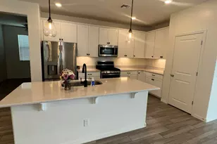 1060 W Canyonlands Ct, San Tan Valley, AZ 85140 - Photo 5
