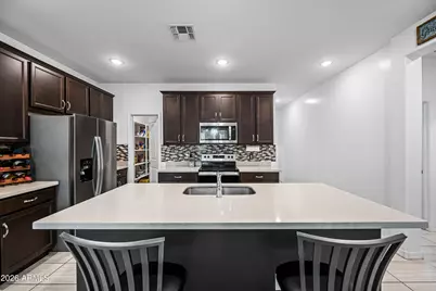 15245 W Sherman Street, Goodyear, AZ 85338 - Photo 13