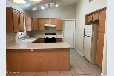 8949 W Kathleen Road, Peoria, AZ 85382 - Photo 7