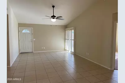 8949 W Kathleen Road, Peoria, AZ 85382 - Photo 5