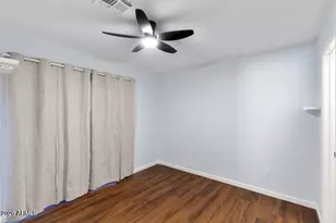 330 W Tonopah Dr, Phoenix, AZ 85027 - Photo 17