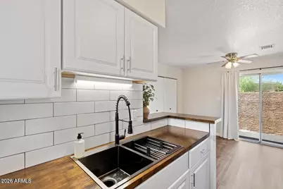 330 W Tonopah Drive #5, Phoenix, AZ 85027 - Photo 19