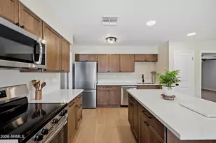 252 E 9th Dr, Mesa, AZ 85210 - Photo 5
