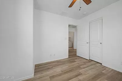 8777 W Dahlia Drive, Peoria, AZ 85381 - Photo 17