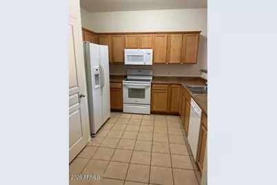 8777 W Dahlia Drive, Peoria, AZ 85381 - Photo 3