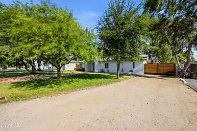 2209 E Windsor Avenue, Phoenix, AZ 85006 - Photo 5