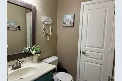 15511 N 170th Lane, Surprise, AZ 85388 - Photo 5