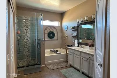 15511 N 170th Lane, Surprise, AZ 85388 - Photo 17