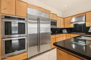 7249 E Del Acero Dr, Scottsdale, AZ 85258 - Photo 17