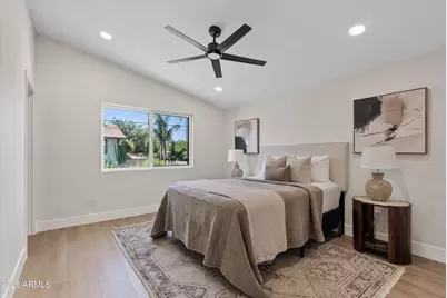 3921 E Sahuaro Drive, Phoenix, AZ 85028 - Photo 23