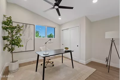 3921 E Sahuaro Drive, Phoenix, AZ 85028 - Photo 17
