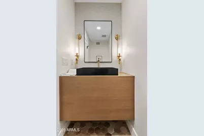 3921 E Sahuaro Drive, Phoenix, AZ 85028 - Photo 15