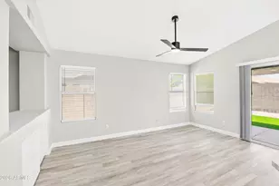 3046 W Abraham Ln, Phoenix, AZ 85027 - Photo 19