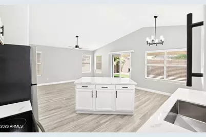 3046 W Abraham Lane, Phoenix, AZ 85027 - Photo 5
