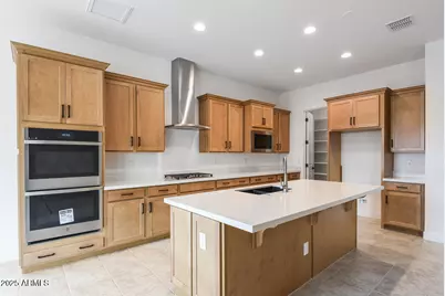 17836 W Pasadena Avenue, Litchfield Park, AZ 85340 - Photo 11
