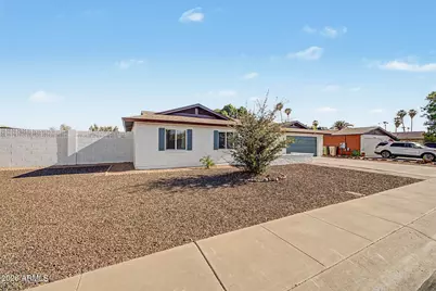 5503 W Cinnabar Avenue, Glendale, AZ 85302 - Photo 7