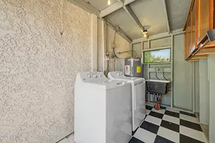 1221 E Mescal St, Phoenix, AZ 85020 - Photo 17