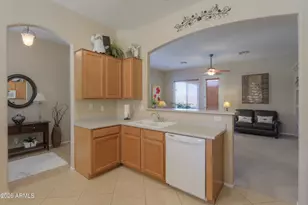 21563 N Greenway Rd, Maricopa, AZ 85138 - Photo 13