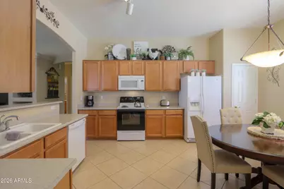 21563 N Greenway Road, Maricopa, AZ 85138 - Photo 11