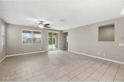 22070 N 97th Glen, Peoria, AZ 85383 - Photo 3