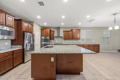 22070 N 97th Glen, Peoria, AZ 85383 - Photo 17