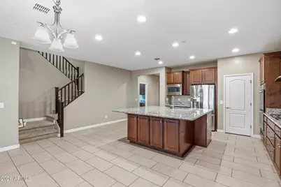22070 N 97th Glen, Peoria, AZ 85383 - Photo 19