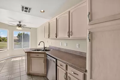 19120 N 83rd Lane, Peoria, AZ 85382 - Photo 17