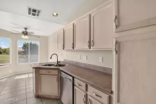 19120 N 83rd Ln, Peoria, AZ 85382 - Photo 17