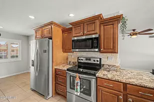9220 W Pineridge Dr, Sun City, AZ 85351 - Photo 19