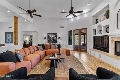 8626 E Santa Catalina Drive, Scottsdale, AZ 85255 - Photo 7