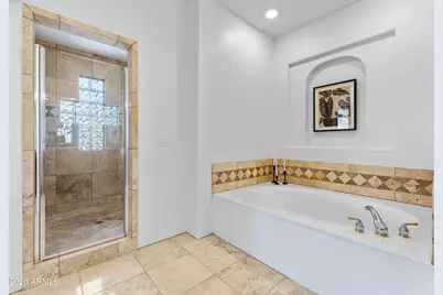 8626 E Santa Catalina Drive, Scottsdale, AZ 85255 - Photo 23