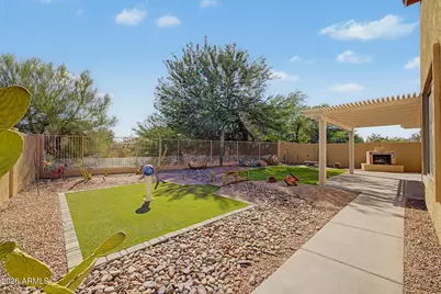 1004 S 240th Drive, Buckeye, AZ 85326 - Photo 3
