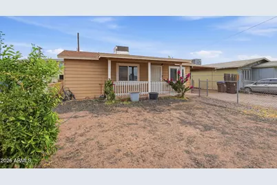 444 W Hess Avenue, Coolidge, AZ 85128 - Photo 1