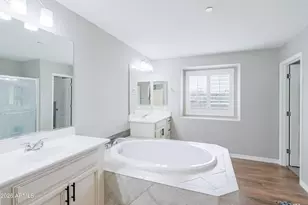 12460 W Hummingbird Terrace, Peoria, AZ 85383 - Photo 11