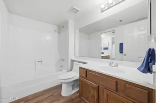 27 E Betty Elyse Ln, Phoenix, AZ 85022 - Photo 27