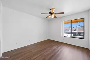 27 E Betty Elyse Ln, Phoenix, AZ 85022 - Photo 5
