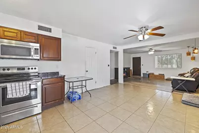 5532 N 68th Avenue, Glendale, AZ 85303 - Photo 15