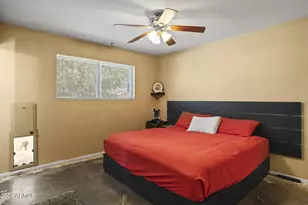 5532 N 68th Ave, Glendale, AZ 85303 - Photo 19