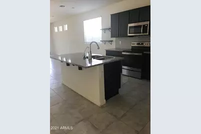 7136 S 33rd Avenue, Phoenix, AZ 85041 - Photo 5