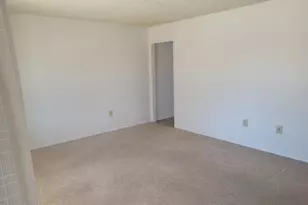 20032 N Willowcreek Cir, Sun City, AZ 85373 - Photo 9