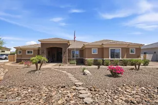 18214 W San Miguel Ct, Litchfield Park, AZ 85340 - Photo 5