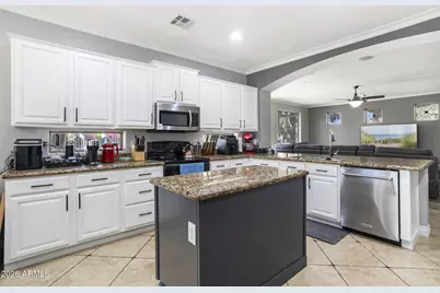 12609 W Morning Vista Drive, Peoria, AZ 85383 - Photo 9