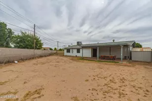 3636 W Keim Dr, Phoenix, AZ 85019 - Photo 37