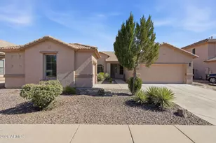 1689 E Iris Dr, Chandler, AZ 85286 - Photo 3